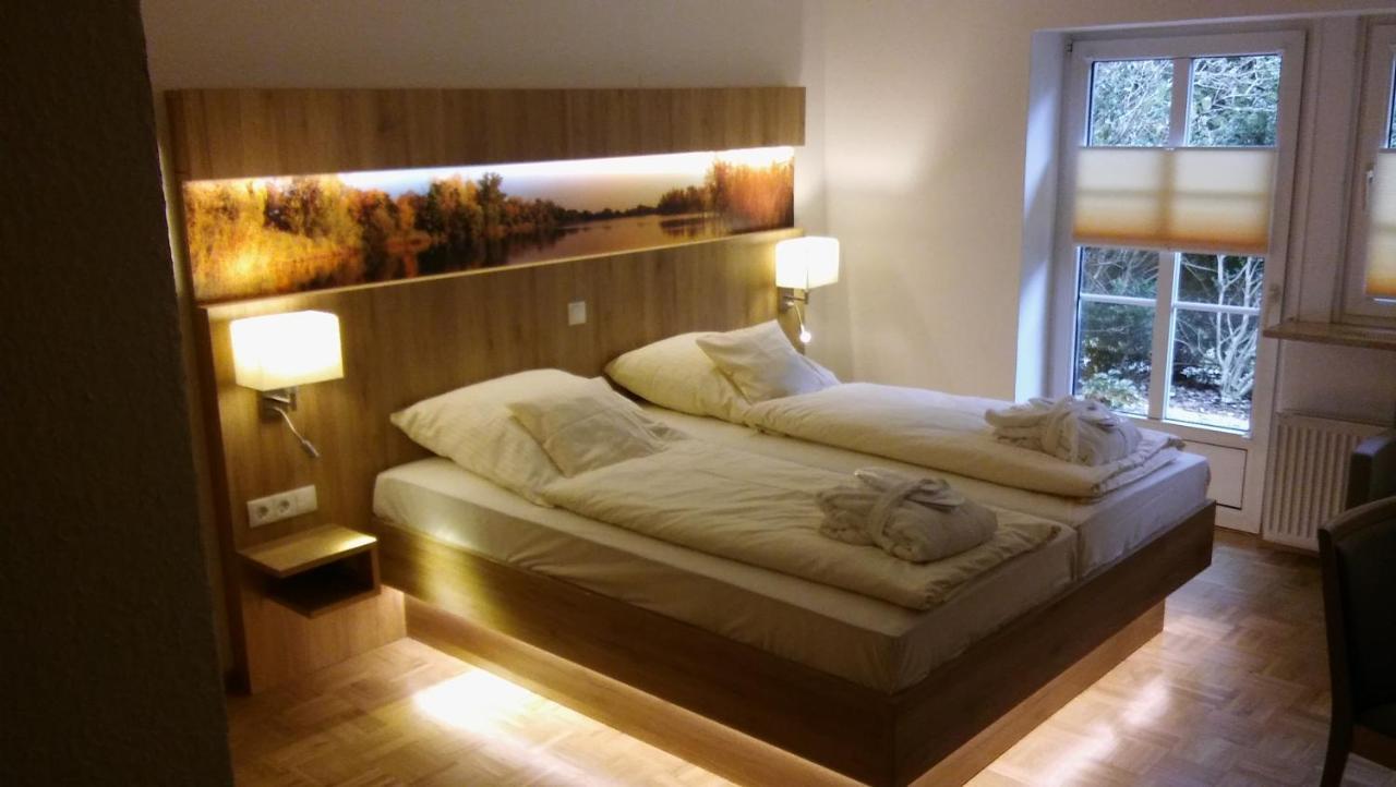 Hotel Weisser Hof Маленте Экстерьер фото