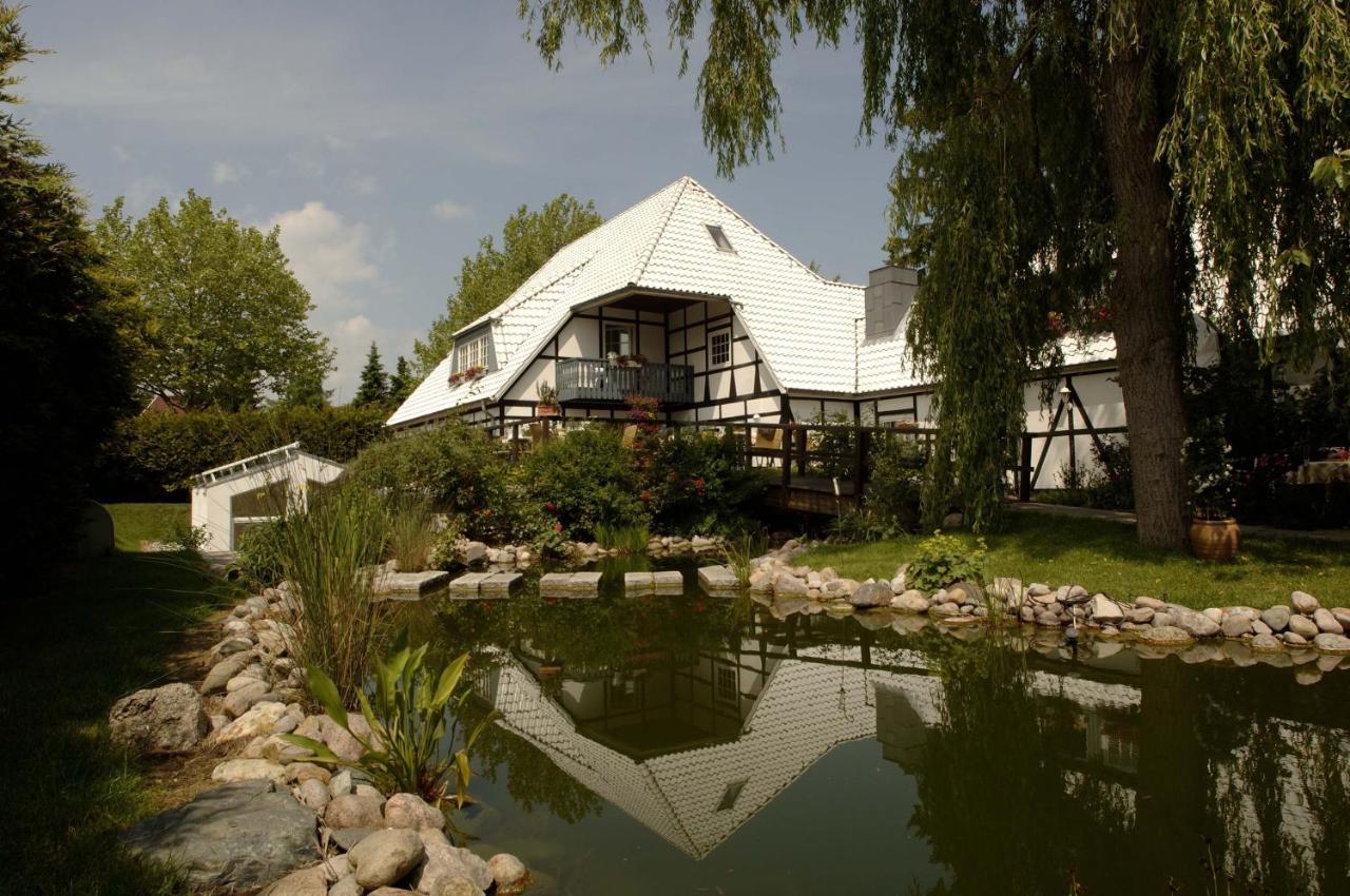 Hotel Weisser Hof Маленте Экстерьер фото